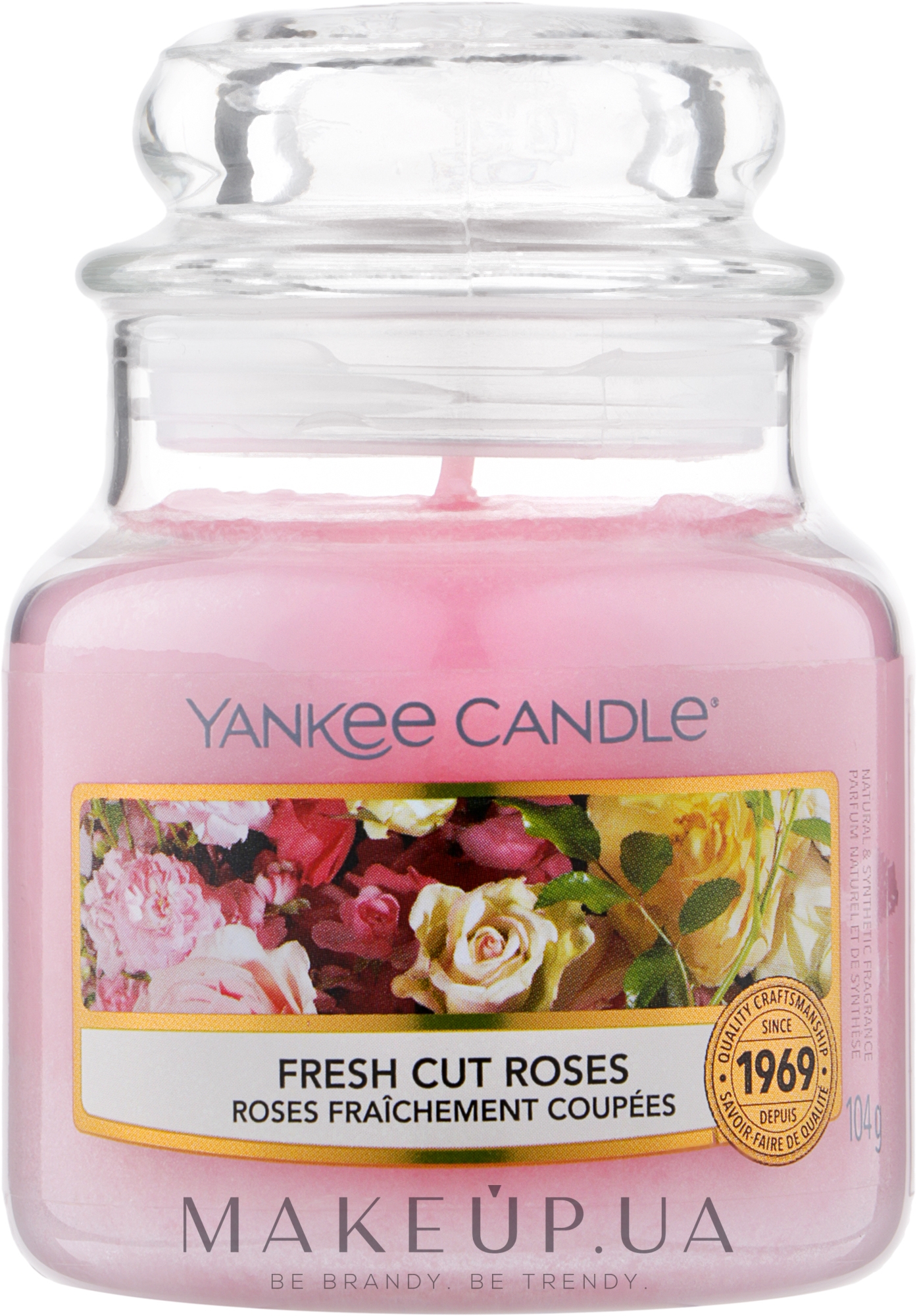 Ароматическая свеча "Свежесрезанные розы" в банке - Yankee Candle Fresh Cut Roses — фото 104g