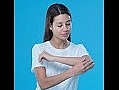 Успокаивающий восстанавливающий бальзам для поврежденной или раздраженной кожи лица и тела младенцев, детей и взрослых - La Roche-Posay Cicaplast Baume B5+ — фото N1