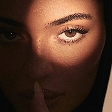 Тушь для ресниц - Kylie Cosmetics Kylash Volume Mascara — фото N6