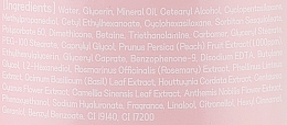 Лосьйон для тіла з екстрактом персика - Food a Holic Peach Essential Body Lotion — фото N2