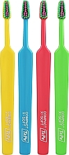 Набор зубных щеток, 4 шт., вариант 5 - TePe Colour Compact Extra Soft — фото N1