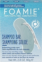Парфумерія, косметика Твердий шампунь для волосся з екстрактами кропиви та квіток мальви - Foamie Life Balance Shampoo Bar