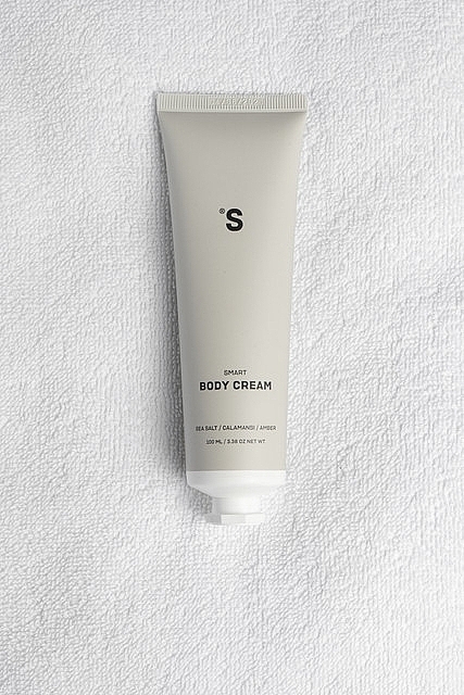 Лосьон для тела с ароматом морской соли - Sister's Aroma Smart Body Cream — фото N5