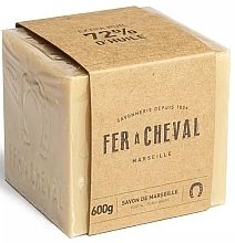 Натуральное растительное мыло, куб - Fer A Cheval Vegetal Marseille Soap Cube — фото N2