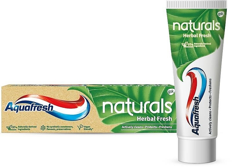 Зубна паста "Свіжість трав з натуральними компонентами" - Aquafresh Naturals Herbal Fresh * — фото N1