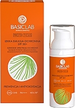 Духи, Парфюмерия, косметика Солнцезащитная эмульсия для лица - BasicLab Dermocosmetics Protecticus SPF50+