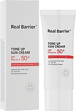 Солнцезащитный крем с осветляющим эффектом - Real Barrier Tone Up Sun Cream SPF50+ PA++++ — фото N2