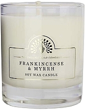 Ароматическая свеча "Ладан и мирра" - The English Soap Company Frankincense & Myrrh Scented Candle — фото N1