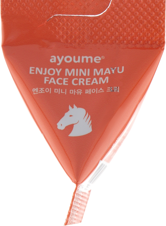 Відновлювальний крем для обличчя з кінським жиром - Ayoume Enjoy Mini Mayu Face Cream — фото N2