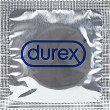 Презервативи додатково зволожені, ультратонкі, 3 шт. - Durex Invisible — фото N5