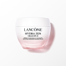 Парфумерія, косметика Заспокійливий та зволожуючий крем для обличчя - Lancome Hydra Zen Anti-Stress Moisturising Cream SPF20