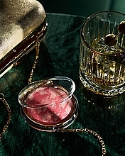 Двухцветные румяна мраморной текстуры - Catrice Catrice Cheek Lover Marbled Blush — фото N6