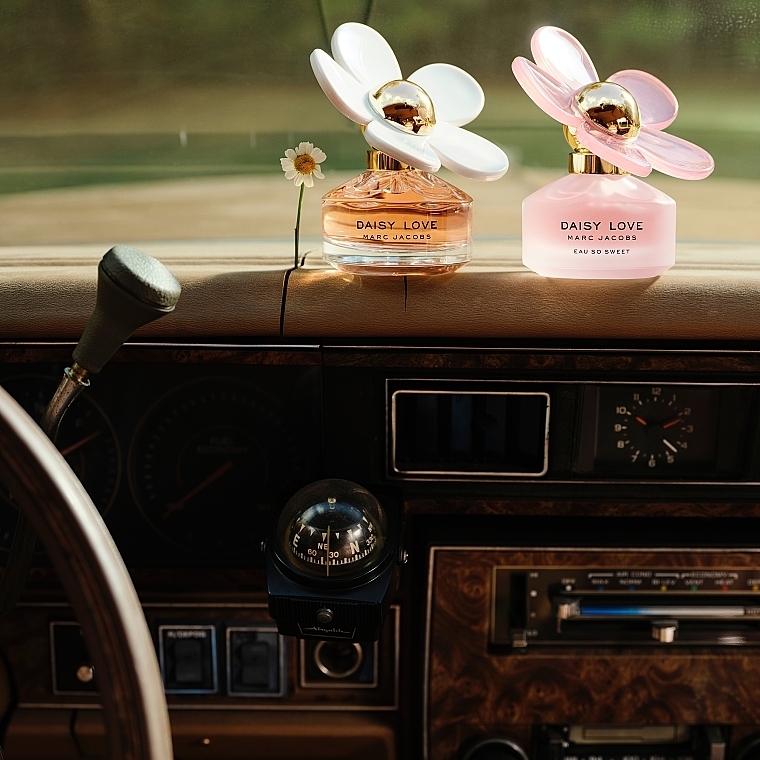 Marc Jacobs Daisy Love Eau So Sweet - Туалетная вода — фото N5