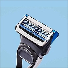 Сменные кассеты для бритья, с алоэ вера, 8 шт - Gillette SkinGuard Sensitive — фото N2