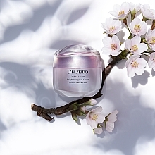Осветляющий гель-крем для лица - Shiseido White Lucent Brightening Gel Cream — фото N3