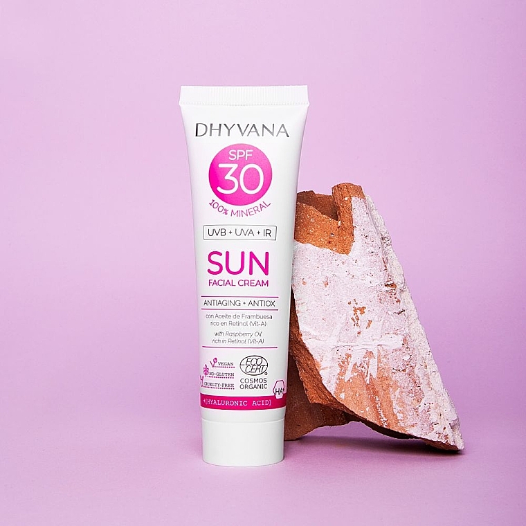Солнцезащитный крем SPF30 - Dhyvana Raspberrry Oil & Hyaluronic Acid SUN Mineral Anti-Aging Cream — фото N3