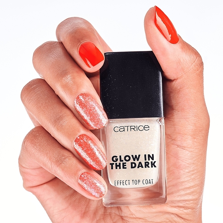 Верхнє покриття для лаку - Catrice Glow In The Dark Effect Top Coat — фото N6