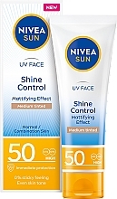 Крем для лица с матирующим эффектом SPF50 - NIVEA Sun UV Face Shine Control Mattifying Effect Medium Tinted Cream SPF50 — фото N2
