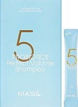 Шампунь с пробиотиками для идеального объема волос - Masil 5 Probiotics Perfect Volume Shampoo (пробник) — фото N2