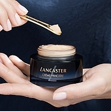 Увлажняющий крем для лица - Lancaster Ligne Princiere Face Cream — фото N7