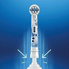 Електрична зубна щітка + 2 насадки - Oral-B Kids D12 Frozen II Starter Pack — фото N6