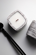 Парфумована свічка "Cuir Noir", мармур - Choice Aroma Candle (міні) — фото N8