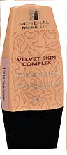 Духи, Парфюмерия, косметика Матирующий тональный крем - Etual Cosmetics Velvet Skin Matte Foundation