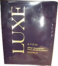 Духи, Парфюмерия, косметика Тональный крем для лица - Avon Luxe Foundation SPF 20 (пробник)