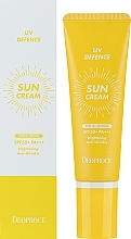 Солнцезащитный крем для лица - Deoproce Uv Deffence Sun Cream Spf50+ Pa+++  — фото N2