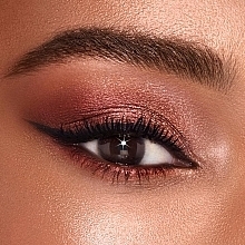 Палетка теней для век - Charlotte Tilbury Fire Rose Luxury Palette Eye Shadow — фото N5