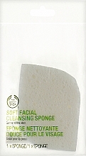 М'який очищувальний спонж для обличчя - The Body Shop Soft Facial Cleansing Sponge — фото N1