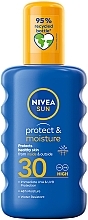 Сонцезахисний спрей "Захист та зволоження" SPF 30 - NIVEA SUN Protect & Moisture — фото N1