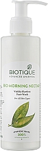 Отбеливающий скраб для лица - Biotique Bio Morning Nectar Whitening Scrub Face Wash — фото N1