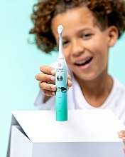 Електрична дитяча зубна щітка, з насадками та футляром - Spotlight Oral Care Children's Sonic Toothbrush — фото N3