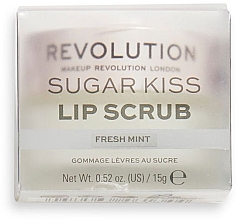 Парфумерія, косметика Скраб для губ "Свіжа м'ята" - Makeup Revolution Lip Scrub Sugar Kiss Fresh Mint