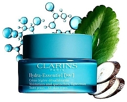 Крем для обличчя та шиї - Clarins Hydra Essentiel Light Moisturizing Cream HA — фото N2