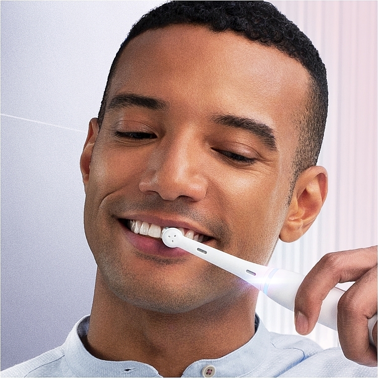 Насадки для электрической зубной щетки, белые - Oral-B Braun iO Gentle Care — фото N4