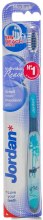 Духи, Парфюмерия, косметика Зубная щетка medium, сине-голубая - Jordan Individual Reach Toothbrush