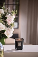 Esteban Iris Cachemire Refillable Scented Candle - Парфюмированная свеча — фото N3