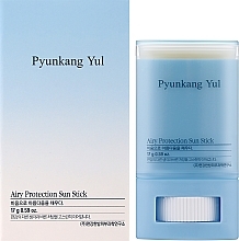 Сонцезахисний стік для обличчя з SPF50+ - Pyunkang Yul Airy Protection Sun Stick — фото N2