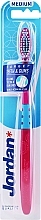 Духи, Парфюмерия, косметика Зубная щетка средняя Target, розовая, пузырьки - Jordan Target Teeth & Gums Medium