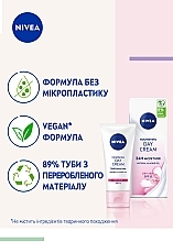 УЦЕНКА Питательный дневной крем SPF15 "Интенсивное увлажнение 24 часа" - NIVEA Nourishing Day Cream * — фото N4