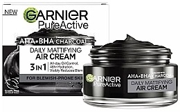 Зволожувальний легкий крем з AHA-BHA кислотами та вугіллям, для надання матовості шкірі обличчя - Garnier Pure Active Daily Mattifying Air Cream — фото N1