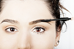 Прозорий гель для брів - NYX Professional Makeup Control Freak Eyebrow Gel — фото N4