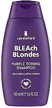 Шампунь для тонирования окрашенных волос - Lee Stafford Bleach Blondes Purple Toning Shampoo — фото N2