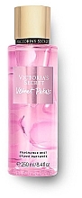 Духи, Парфюмерия, косметика Парфюмированный спрей для тела - Victoria's Secret Velvet Petals Fragrance Mist