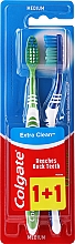 Зубная щетка средней жесткости "Extra Clean", синяя + зеленая - Colgate Extra Clean Medium — фото N1