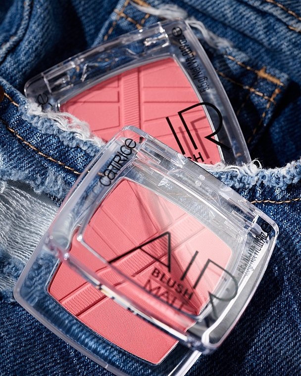 Пудровые румяна - Catrice Powder Blush Air Blush Matt — фото N4