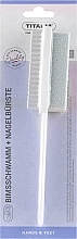 Щітка-пемза педикюрна комбінована, 7066, на довгій ручці, сіра - Titania — фото N1