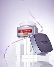 УЦЕНКА Дневной антивозрастной крем-уход SPF50 с гиалуроновой кислотой - L'Oreal Paris Revitalift Filler [HA] * — фото N8